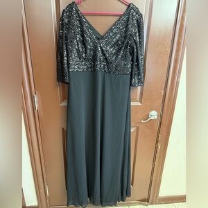 Black Formal Sequin Dress. Great for Weddings!